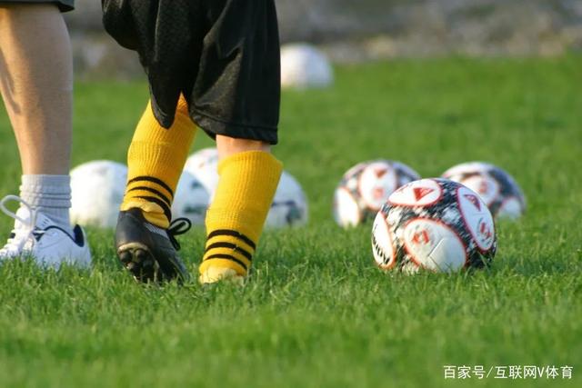 阿根廷门将马丁内斯破世界杯决赛纪录 11次扑救难挽败局